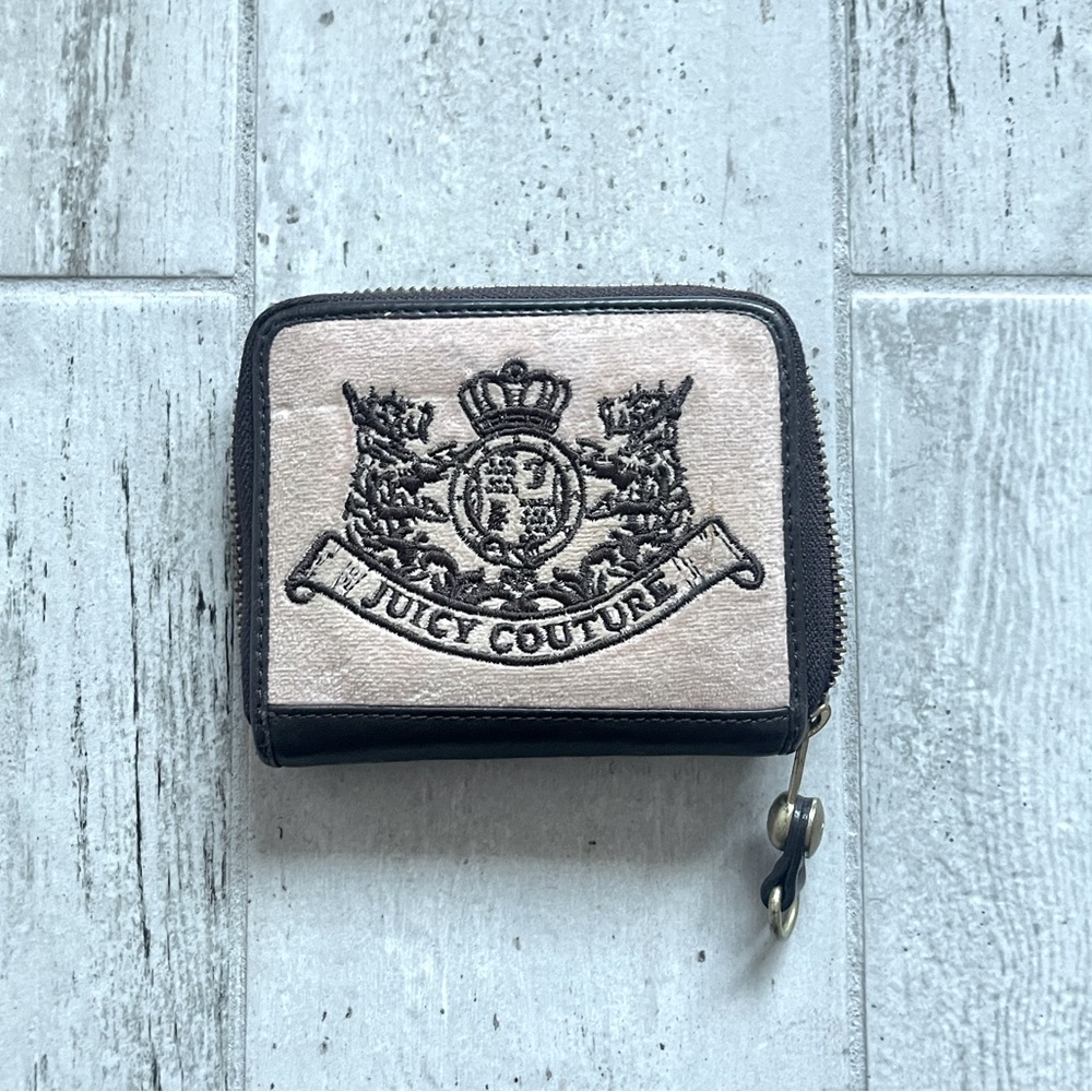 **Rare** Vintage Juicy Couture wallet with original scottie dogs